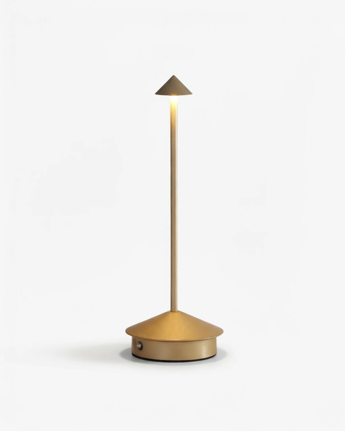 Cordless table lamp FERRARA No.01 in Brushed Gold, cone head lit atop a tall slim stem and round base