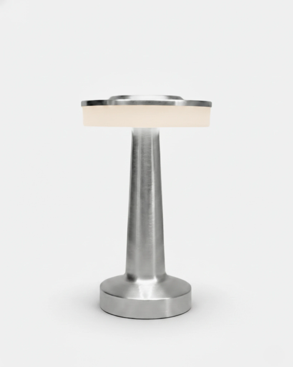 Cordless table lamp LUCCA No.01 in brushed silver, tapered bar with a glowing halo ring on top