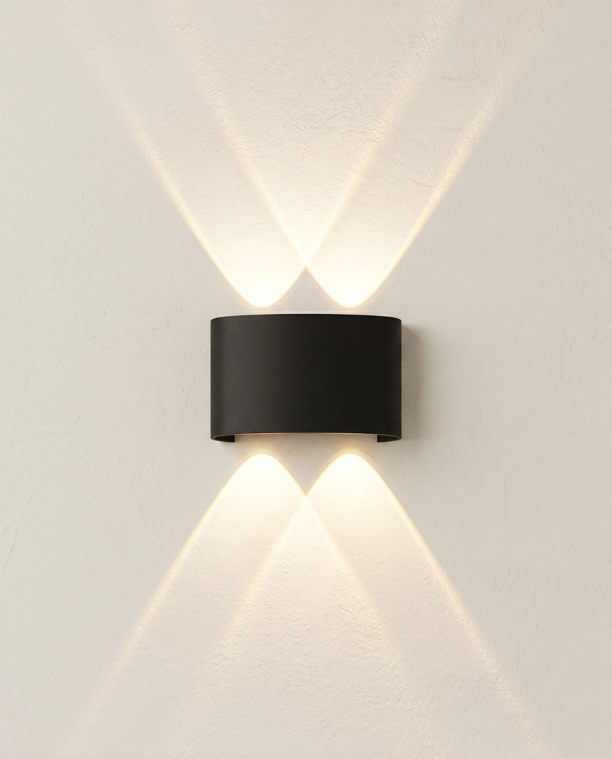 Outdoor wall sconce PALAZZO No.01 in matte black, 4W size with two LED beams above and below, switched on