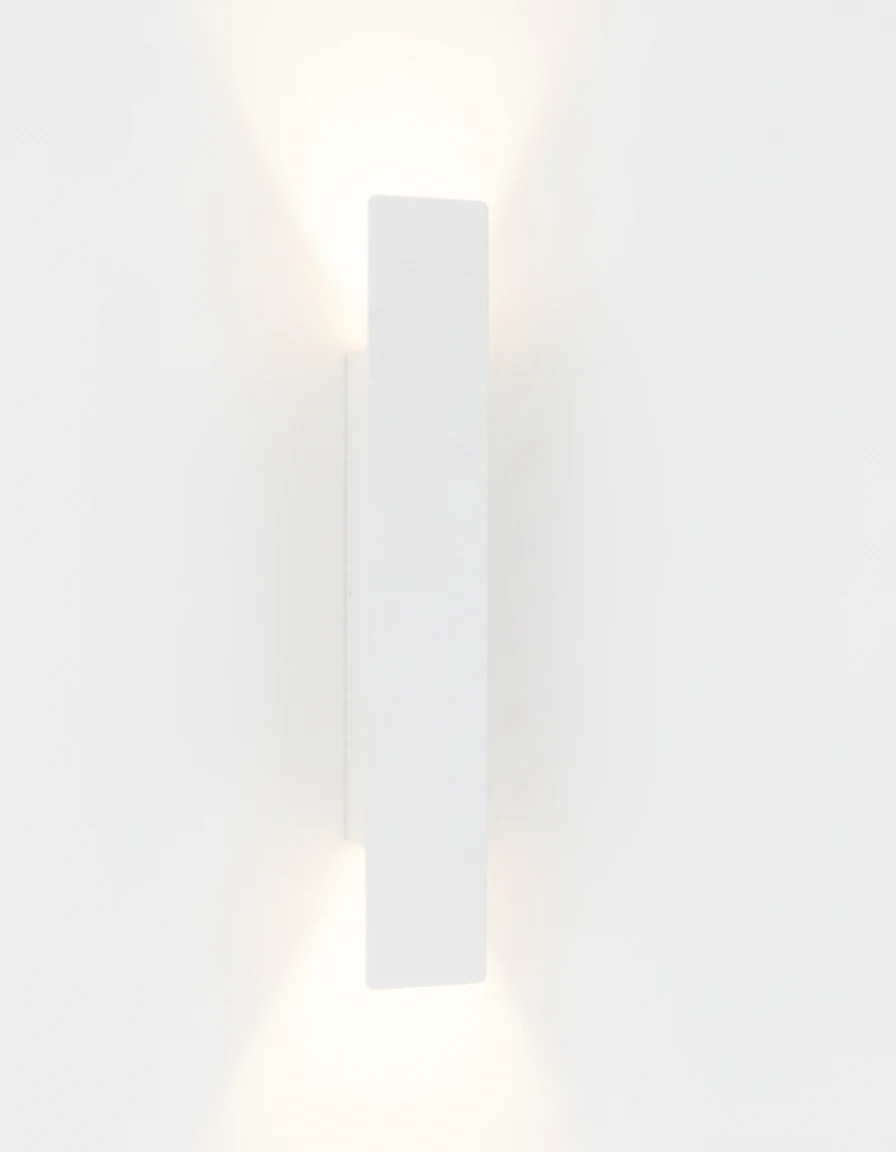 Outdoor wall sconce COLLE No.01, matte white Large 24 in linear bar switched on, up-and-down light